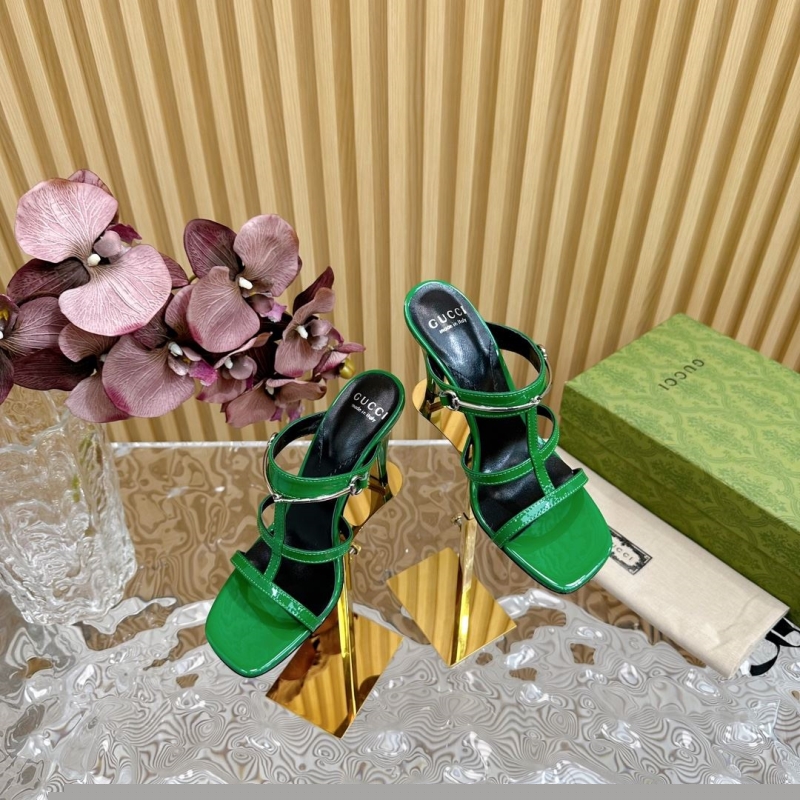 G*u*i high heels